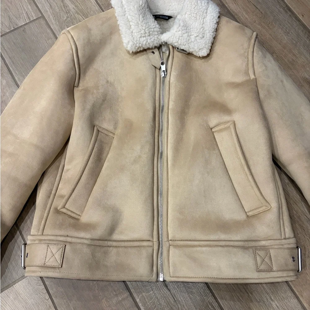 Zara double-faced faux suede jacket featuring a faux shearling collar lining XL - Picture 2 of 7